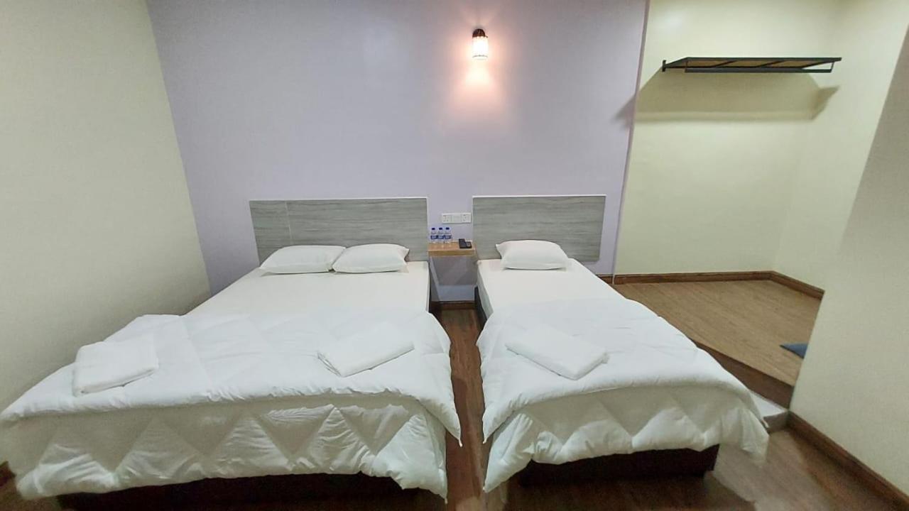 Hotel Bestari Malacca Extérieur photo